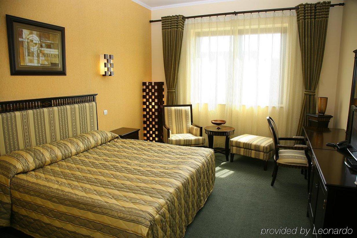 Hotel Tecadra Pipera Phòng bức ảnh