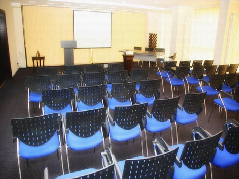 Hotel Tecadra Pipera Ngoại thất bức ảnh